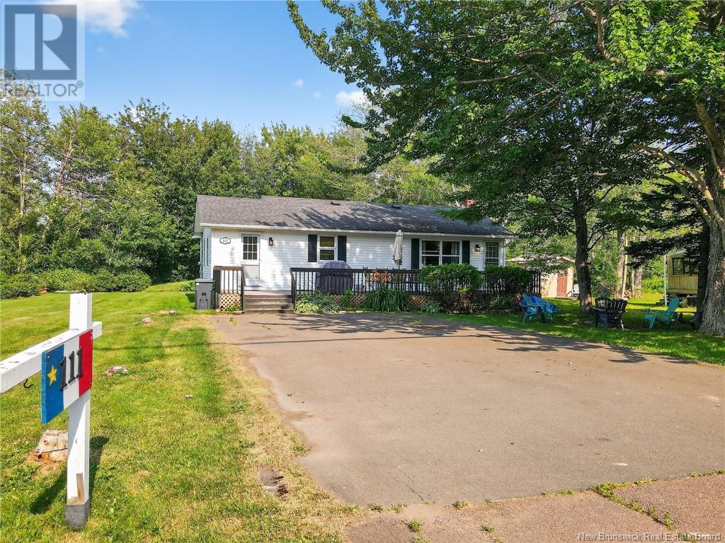 111 Pointe Aux Bouleaux St, Grand-barachois, NB E4P 7Z7