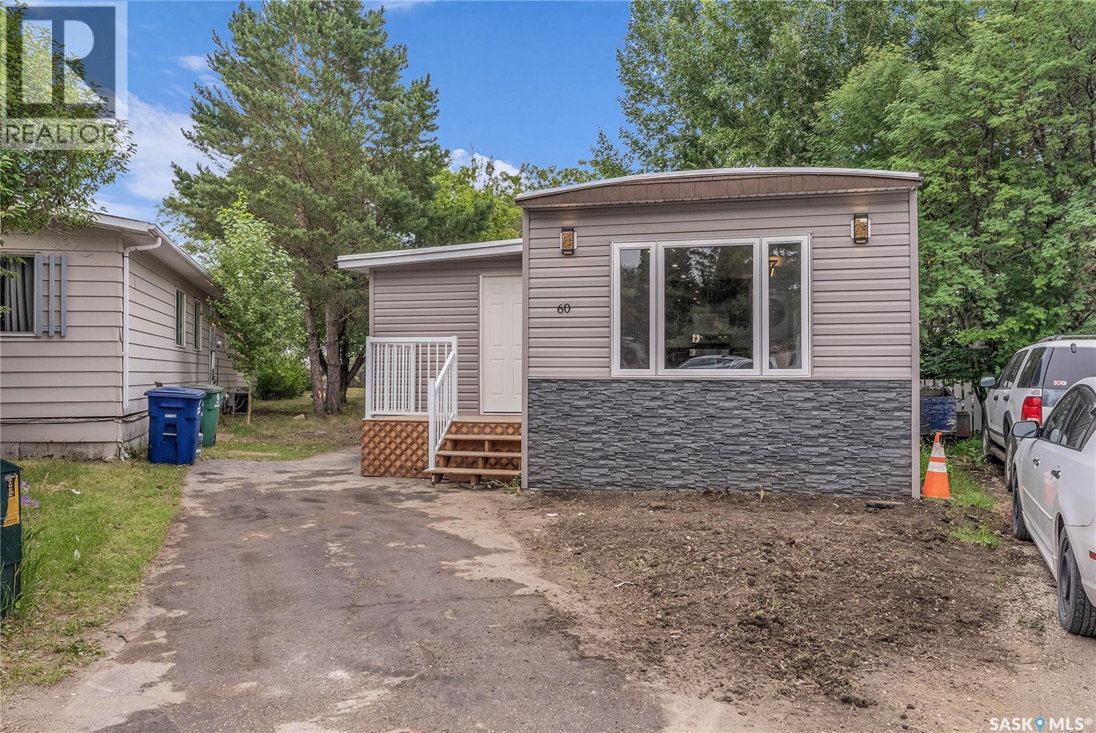 1035 Boychuk Drive Unit 60, Saskatoon, SK S7H 5B2