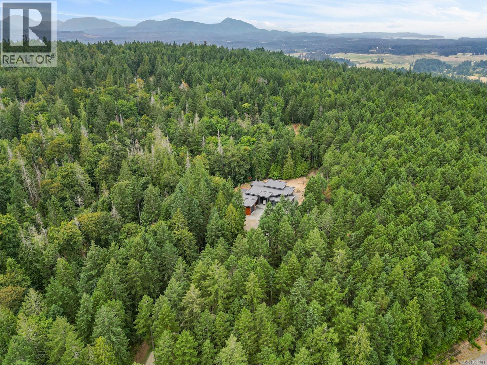 4811 Henry Roethel Rd, Ladysmith, BC V9G 1G9