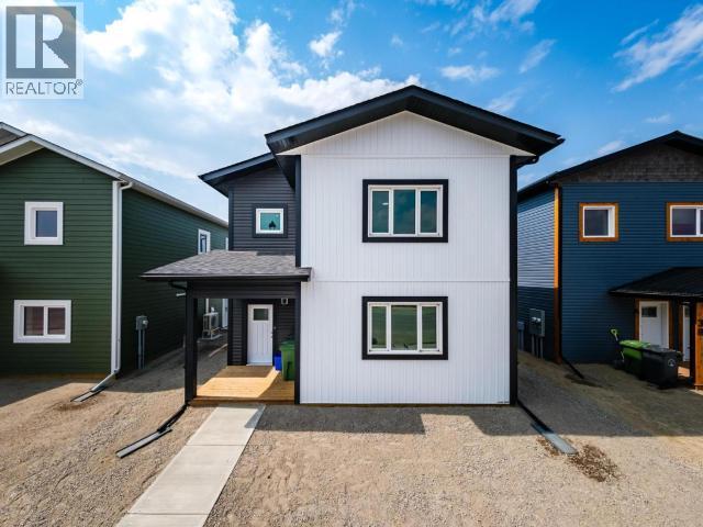 36 Wyvern Ave, Whitehorse, YT Y1A 0K8