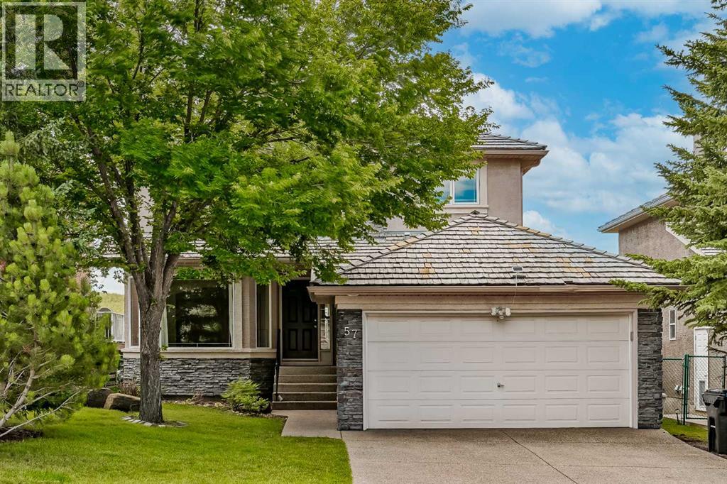 57 Royal Crest Ter NW, Calgary, AB T3G 4M2
