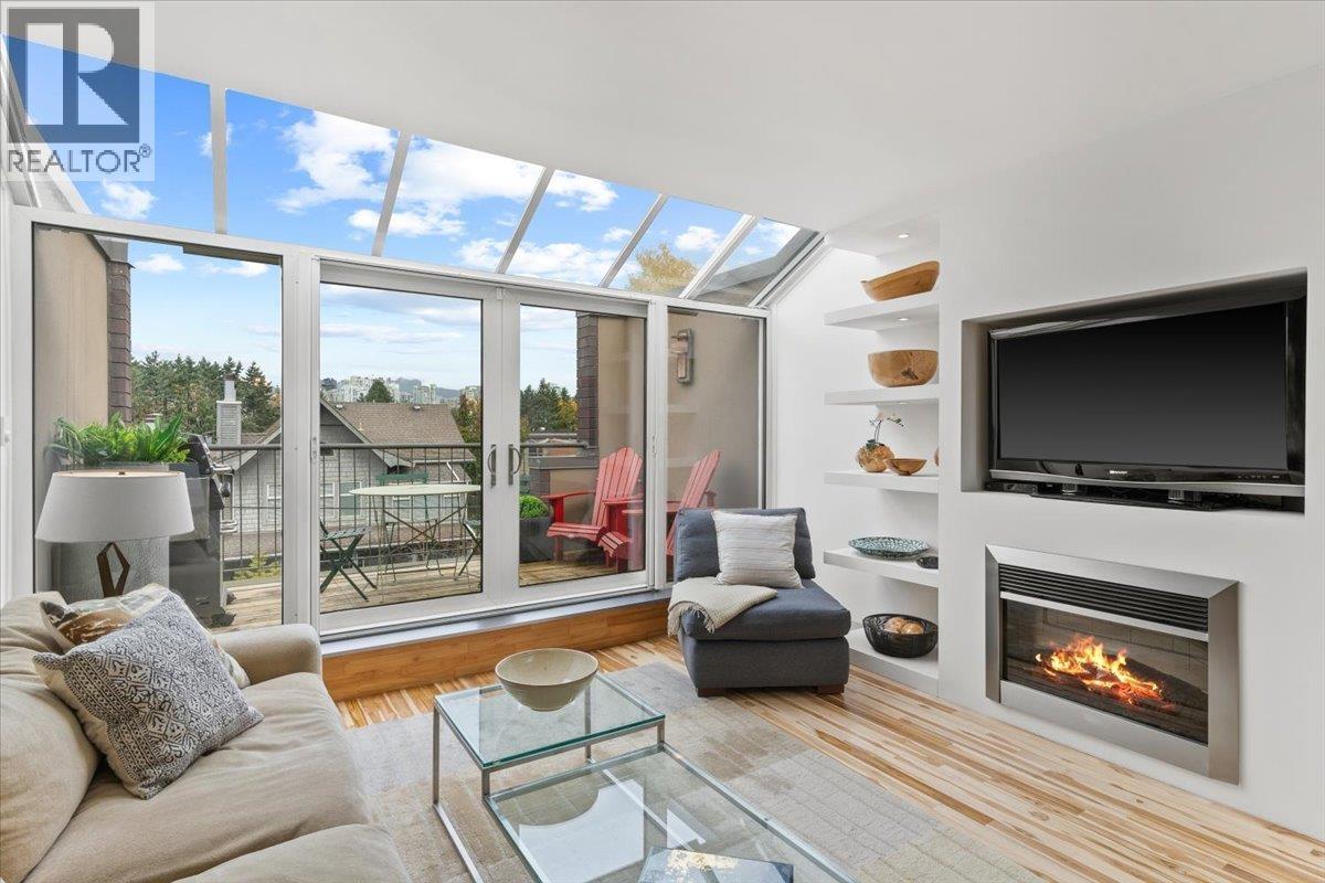 834 W 7th Ave, Vancouver, BC V5Z 1C1