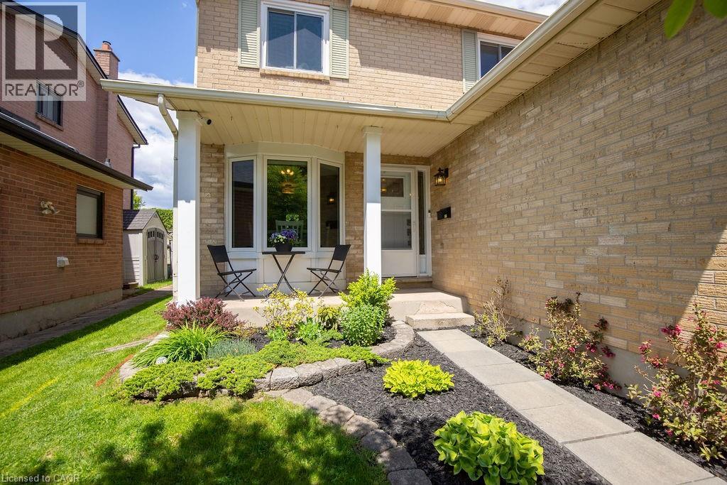 54 Merritt Cres, Grimsby, ON L3M 5B7