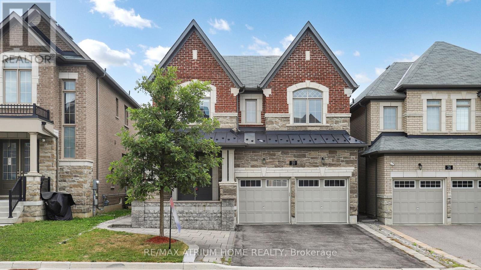 20 Starkweather St, Aurora, ON L4G 0Z3