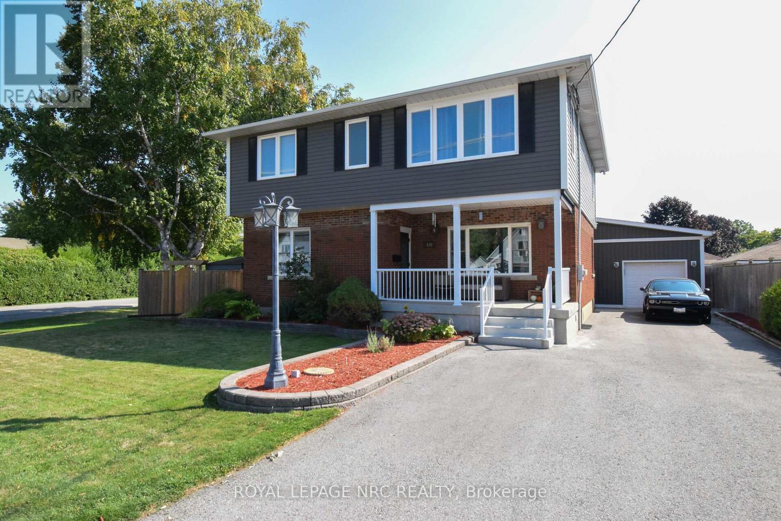 128 Haig St, St. Catharines, ON L2R 6L2
