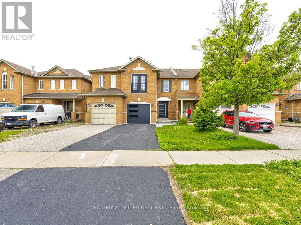 373 Ravineview Way, Oakville, ON L6H 6S7