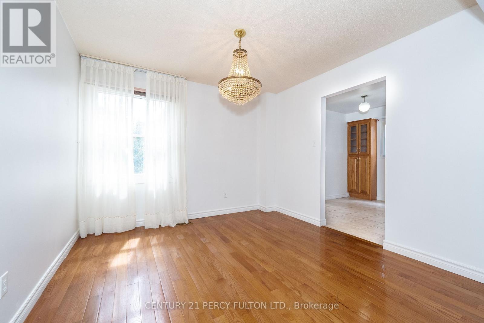 45 Whitley Castle Cres, Toronto, ON M1V 2P5