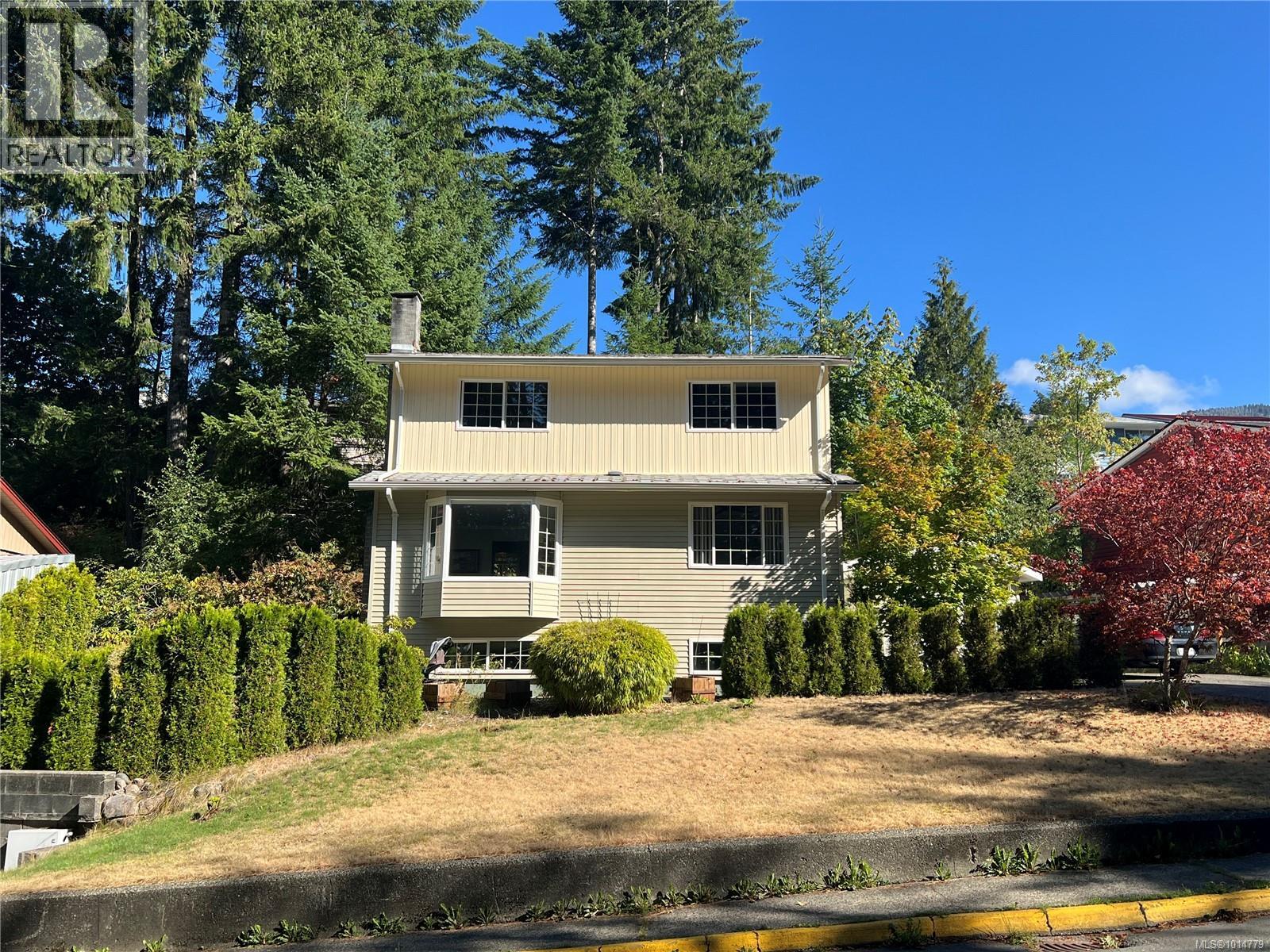 356 Nootka Dr, Gold River, BC V0P 1G0