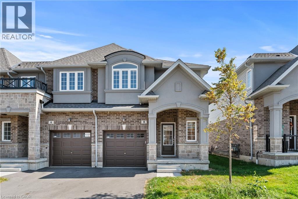 8 Linden Park Ln, Hamilton, ON L9A 1Y1