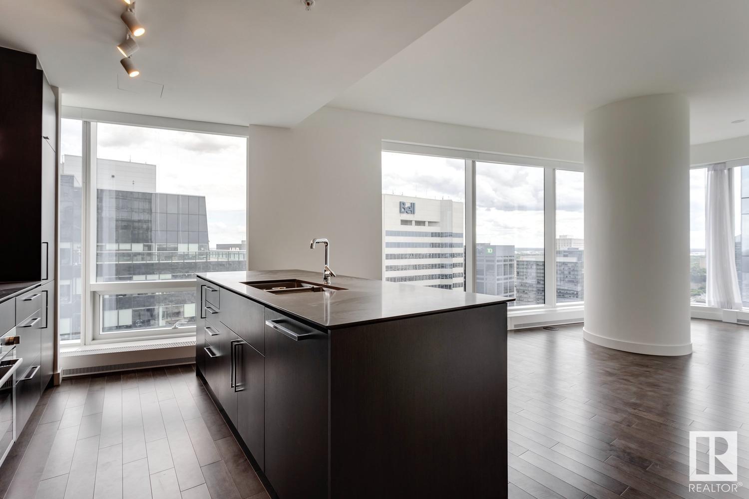 10360 102 Street Northwest #3307, Edmonton, AB T5J 0K6