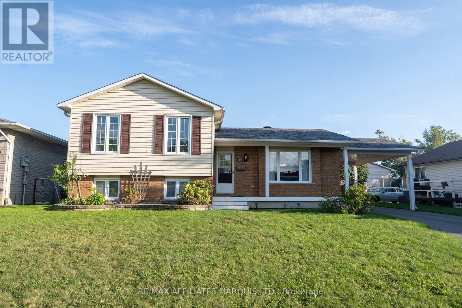 1619 First St E, Cornwall, ON K6H 7A5