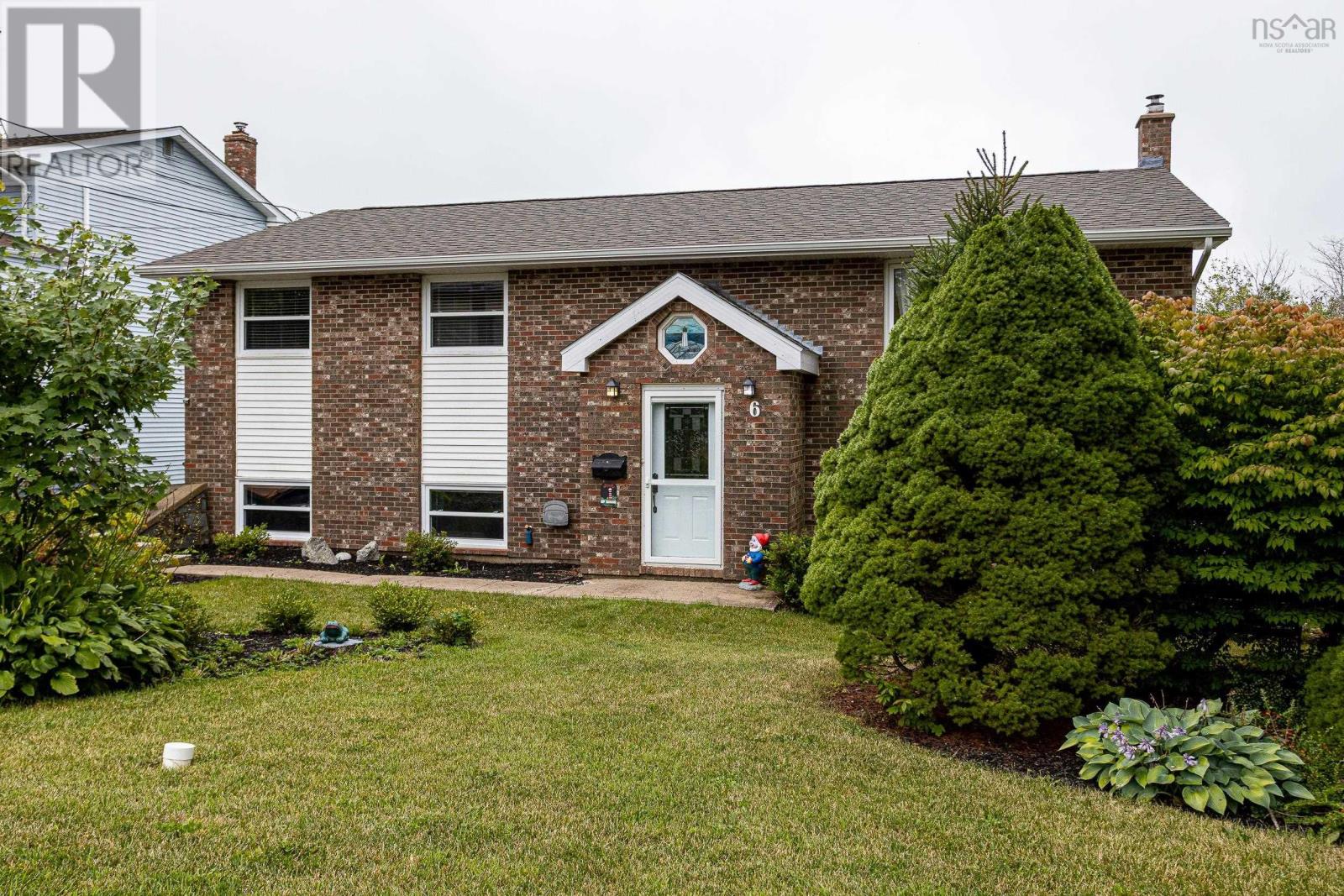 6 Eagle Ln, Cole Harbour, NS B2V 2G5