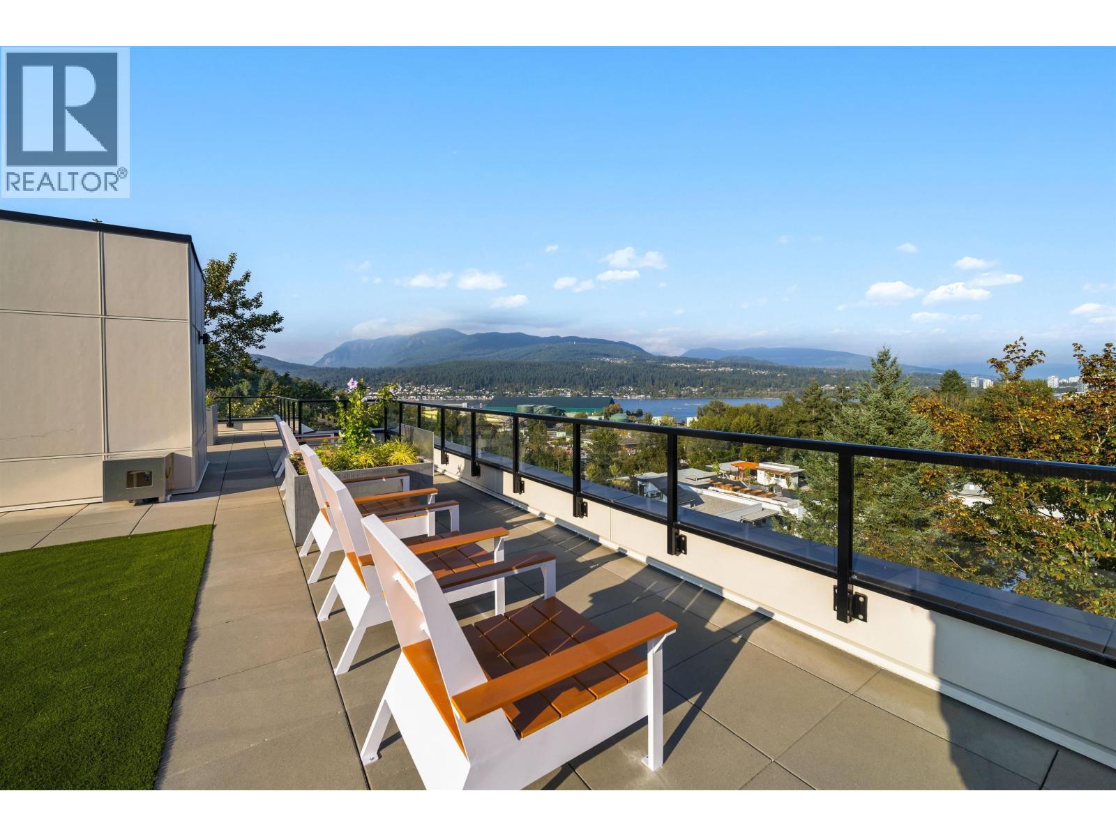 2002 St George Street Unit 103, Port Moody, BC V3H 2E6