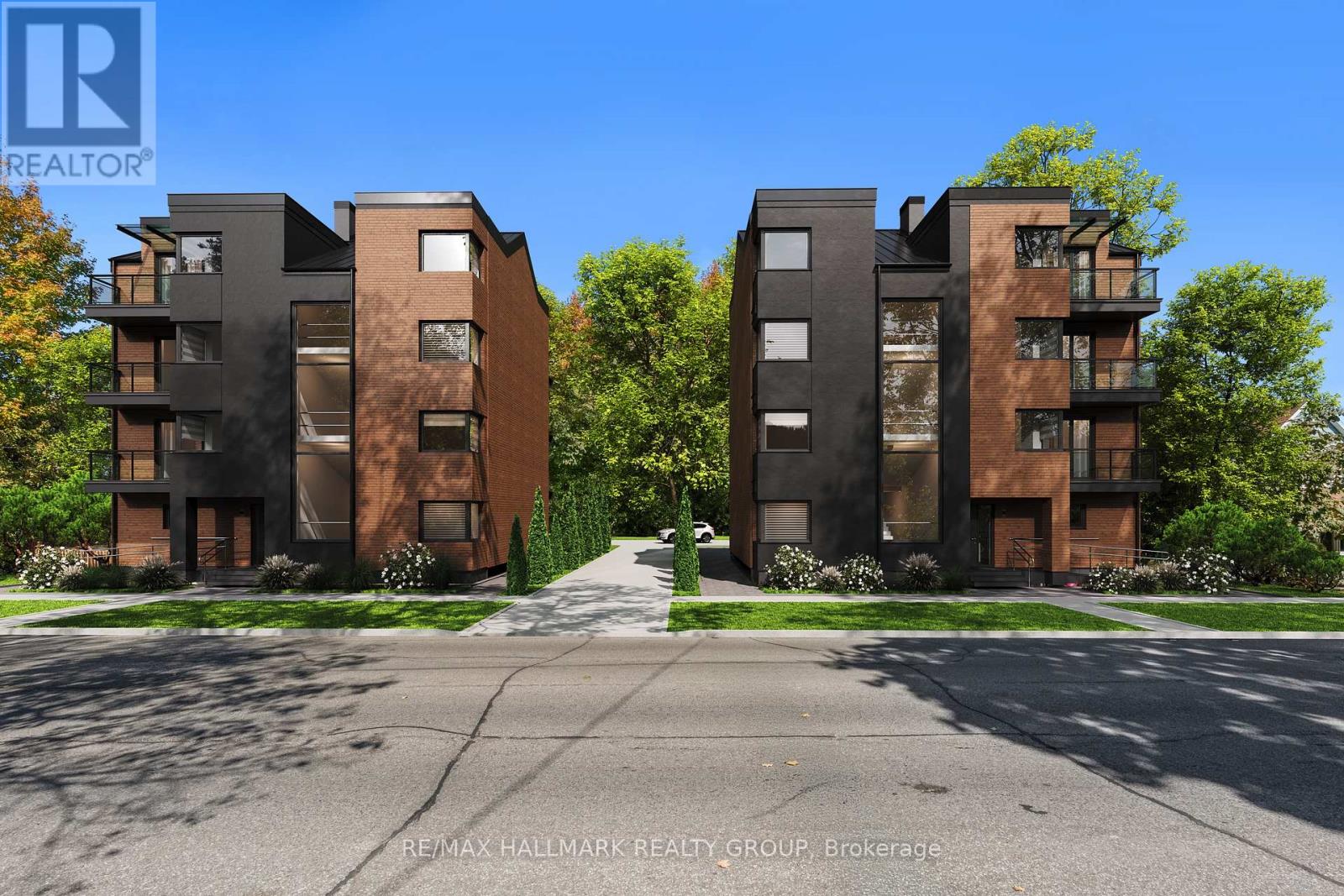 279285 Pleasant Park Rd, Ottawa, ON K1H 5M7