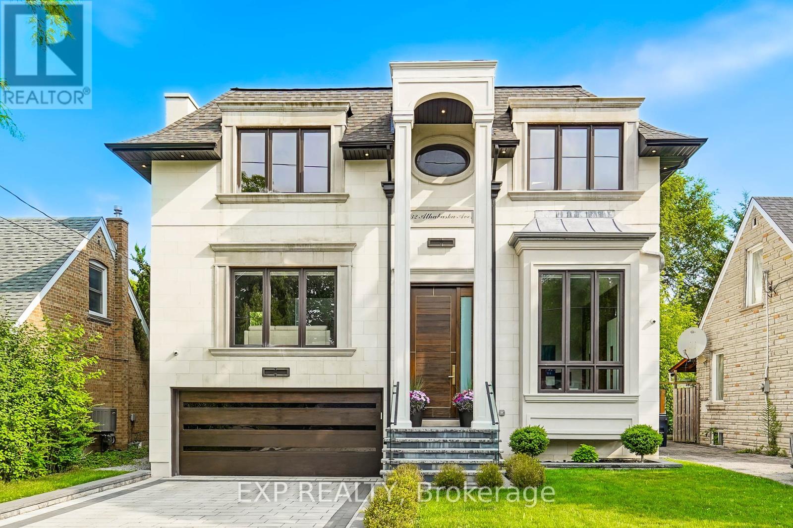 32 Athabaska Ave, Toronto, ON M2M 2T7