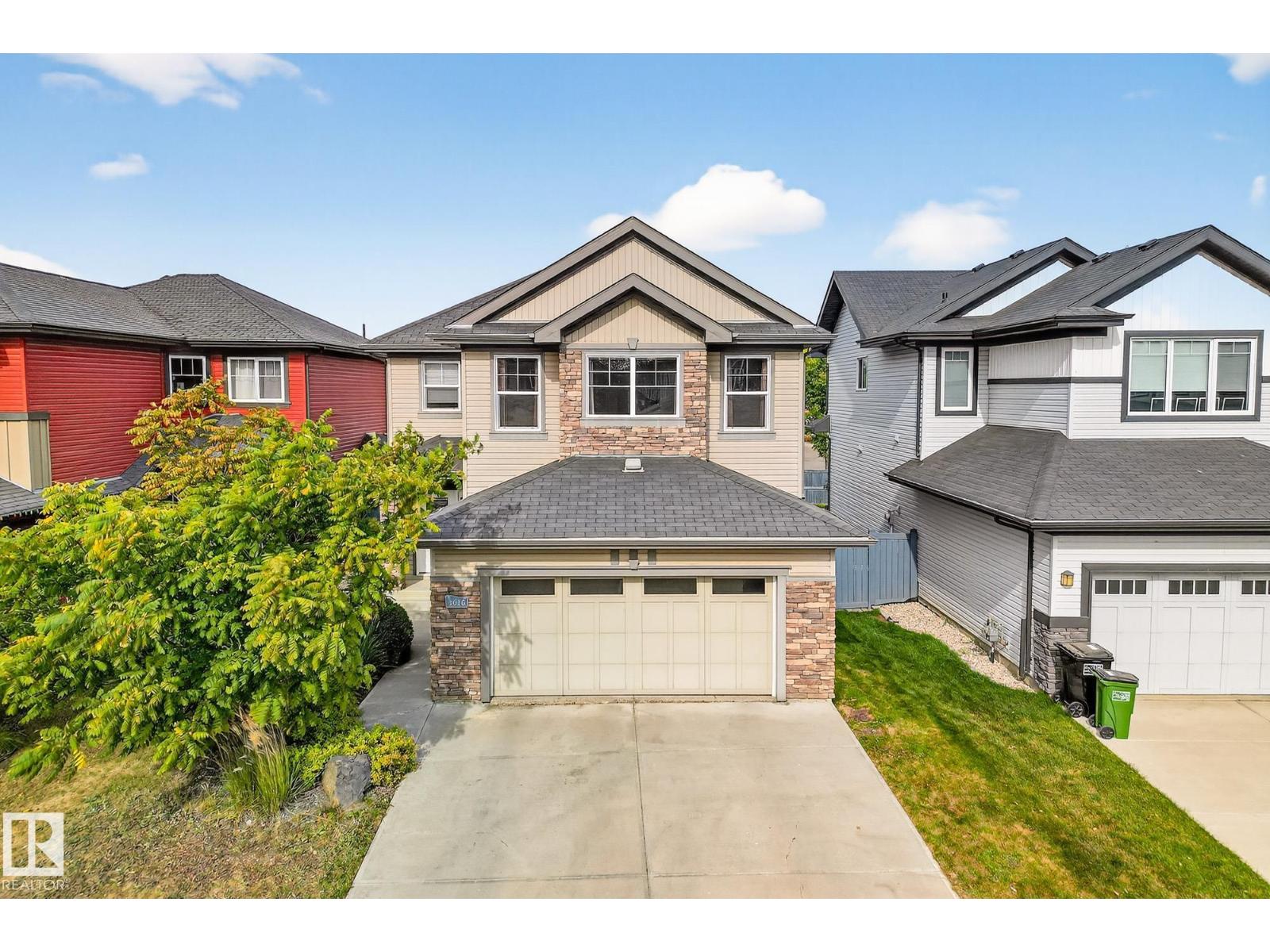 3616 Goodridge Cr NW, Edmonton, AB T5T 4C6