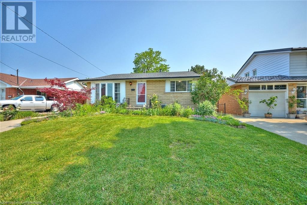 19 Secord Dr, Hamilton, ON L8K 3W6
