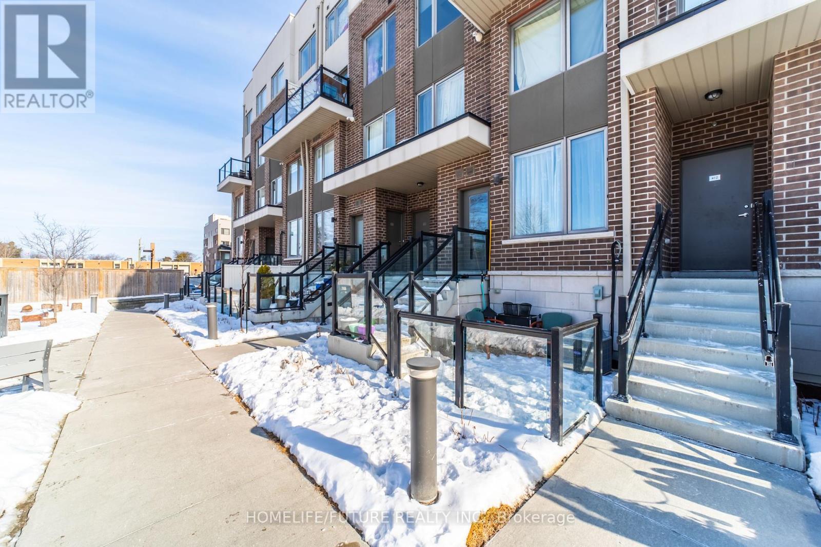 413 1460 Whites Rd, Pickering, ON L1V 0E8