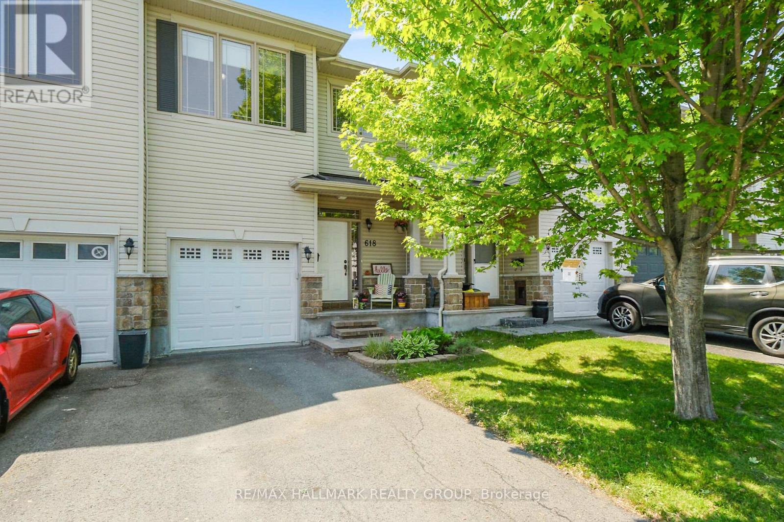 618 Spikemoss Pl, Ottawa, ON K4A 0C9