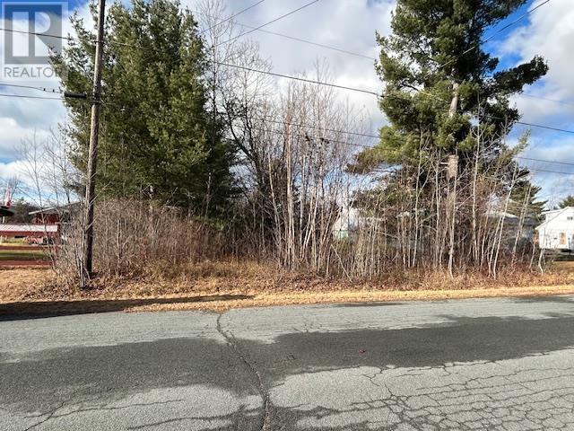 34 Mississagi Cres, Huron Shores, ON P0R 1H0