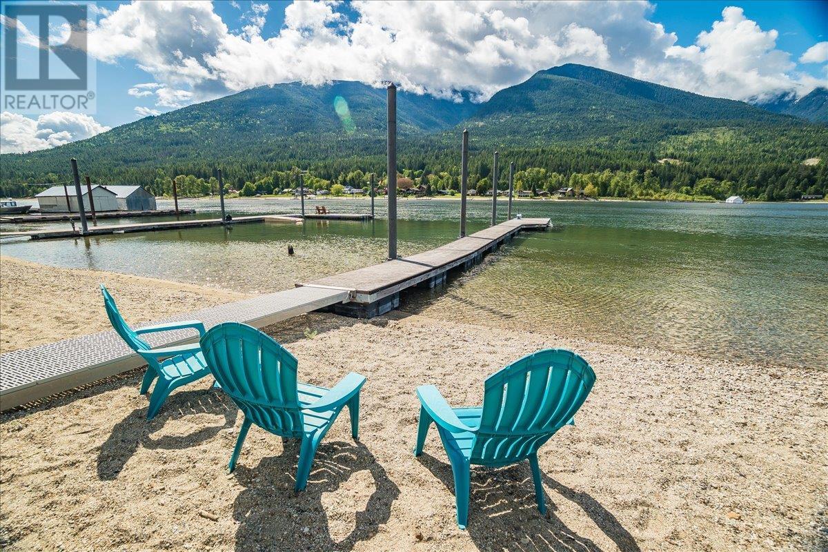 7733 Balfour Wharf Rd, Balfour, BC V0G 1C0