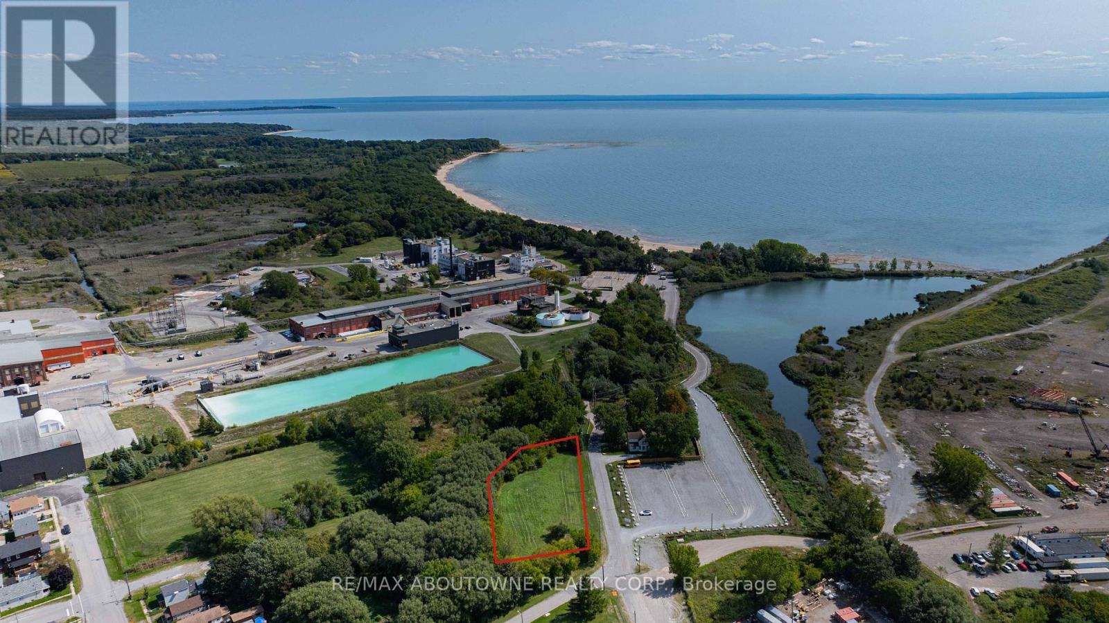 55 Fares St, Port Colborne, ON L3K 6C6