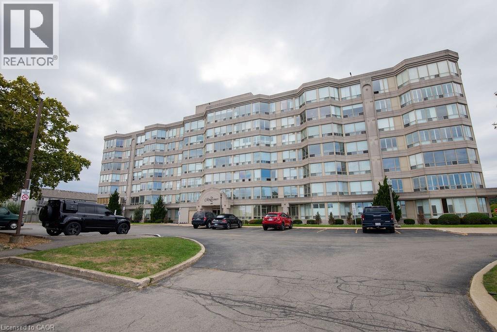 495 Highway 8 Unit 210, Hamilton, ON L8G 5E1