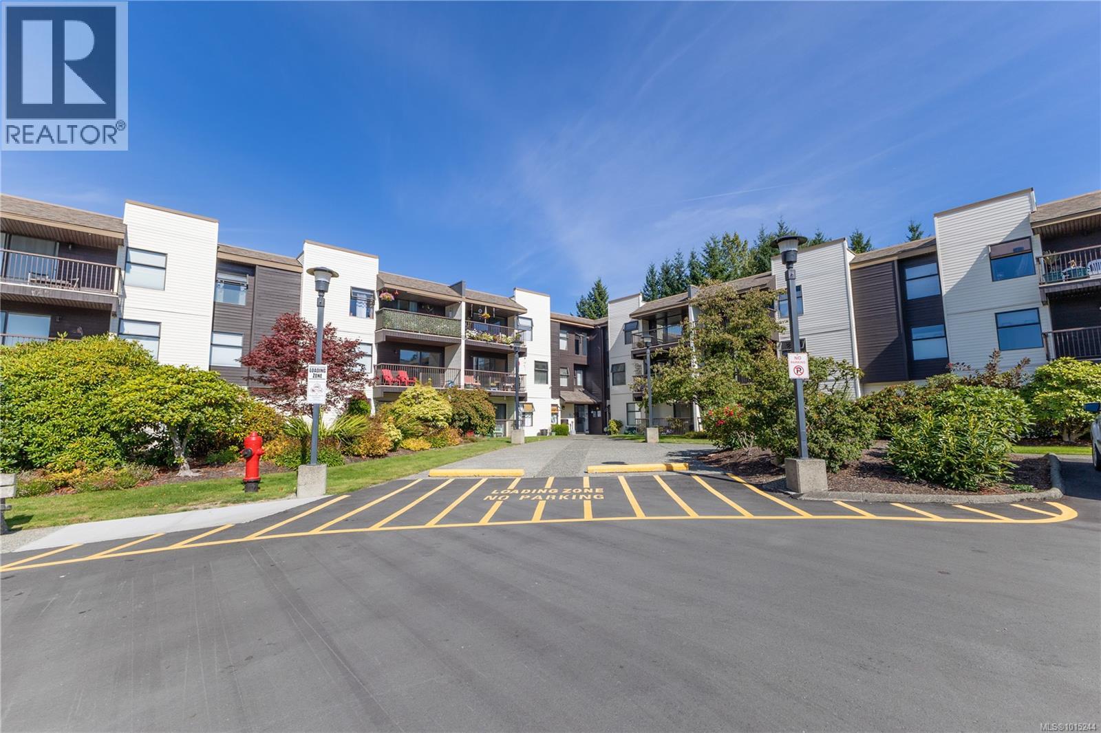 585 Dogwood St Unit 208 St, Campbell River, BC V9W 6T6