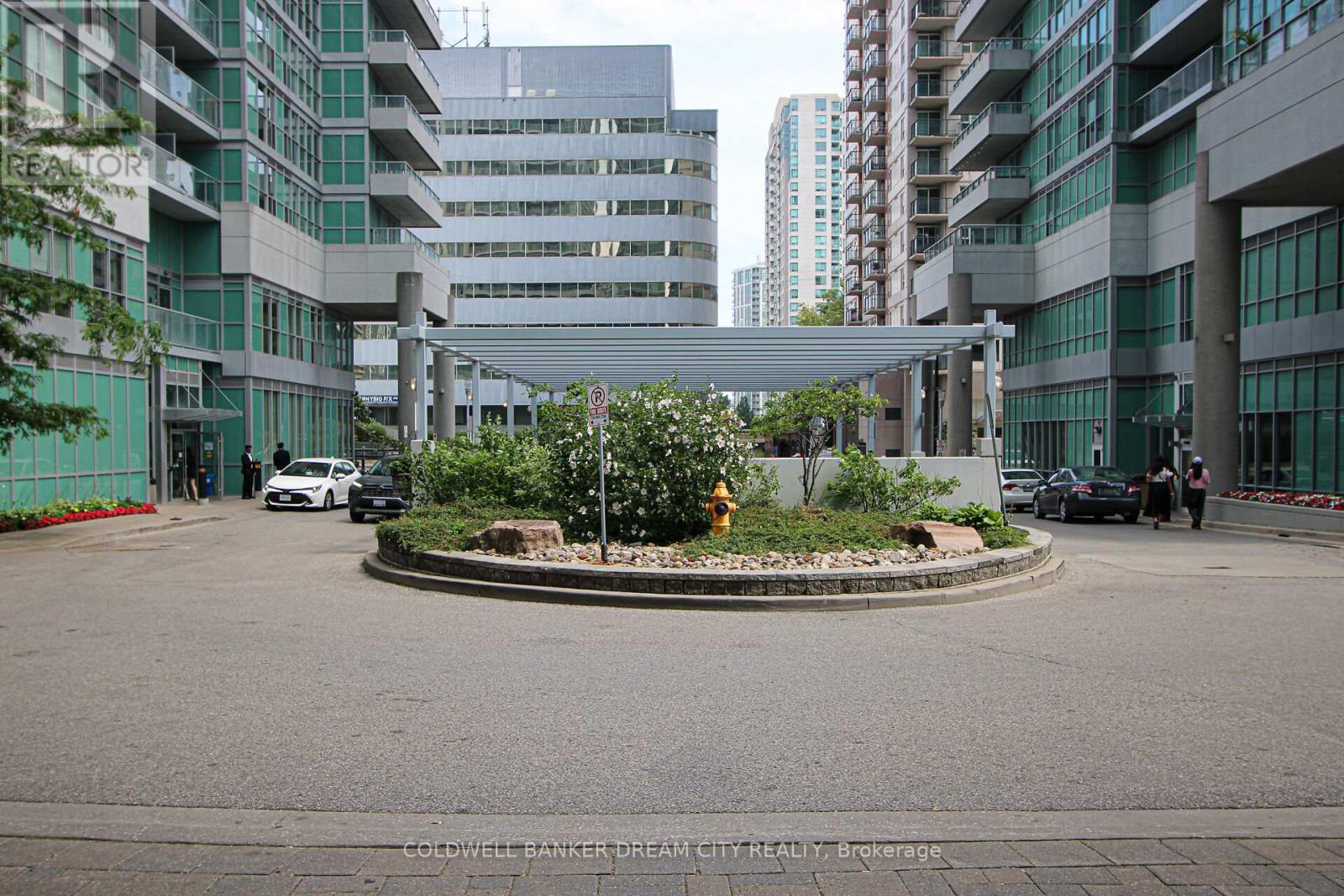 1106 60 Town Centre Ct, Toronto, ON M1P 0B1