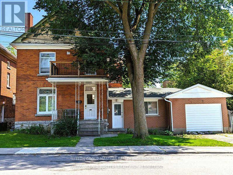 279 Frontenac St, Kingston, ON K7L 3S9