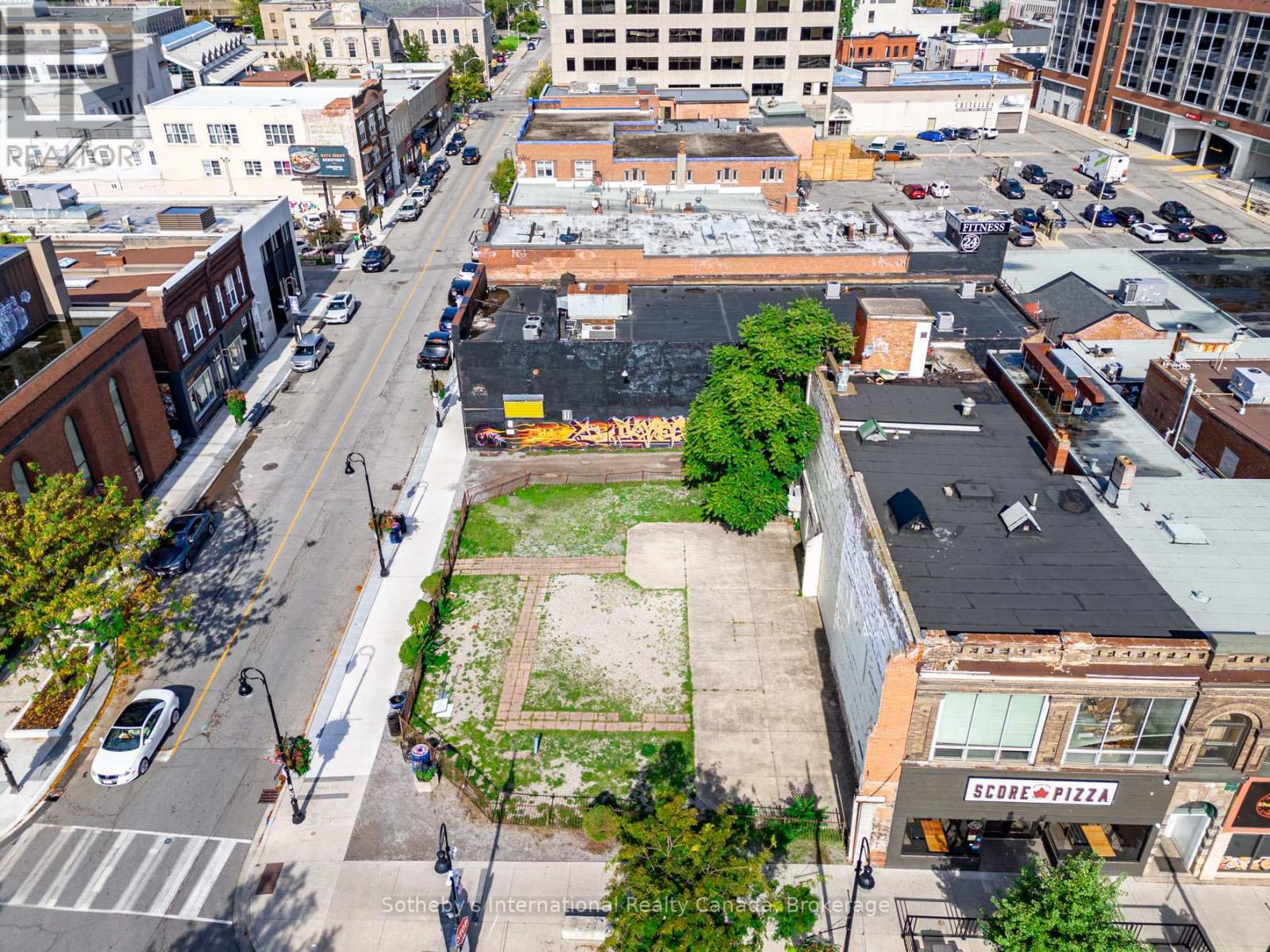 201 St Paul St, St. Catharines Downtown, ON L2R 3M6