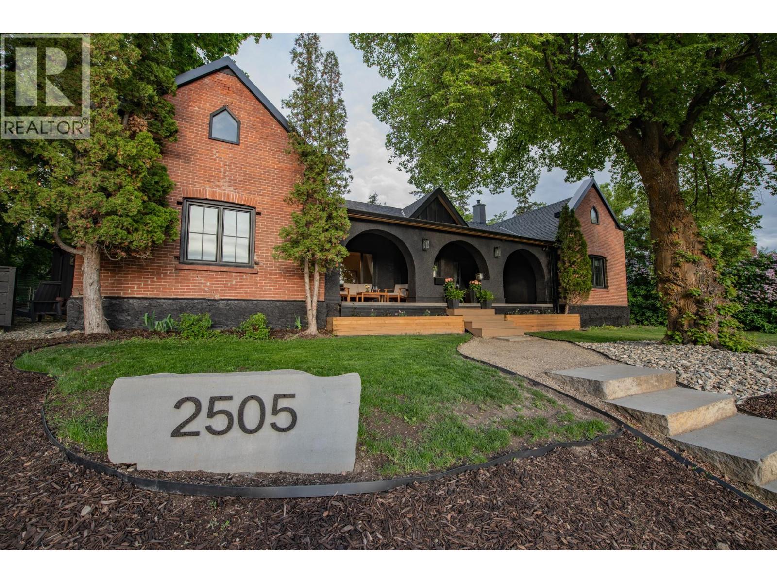 23 Street Unit 2505, Vernon, BC V1T 4J7