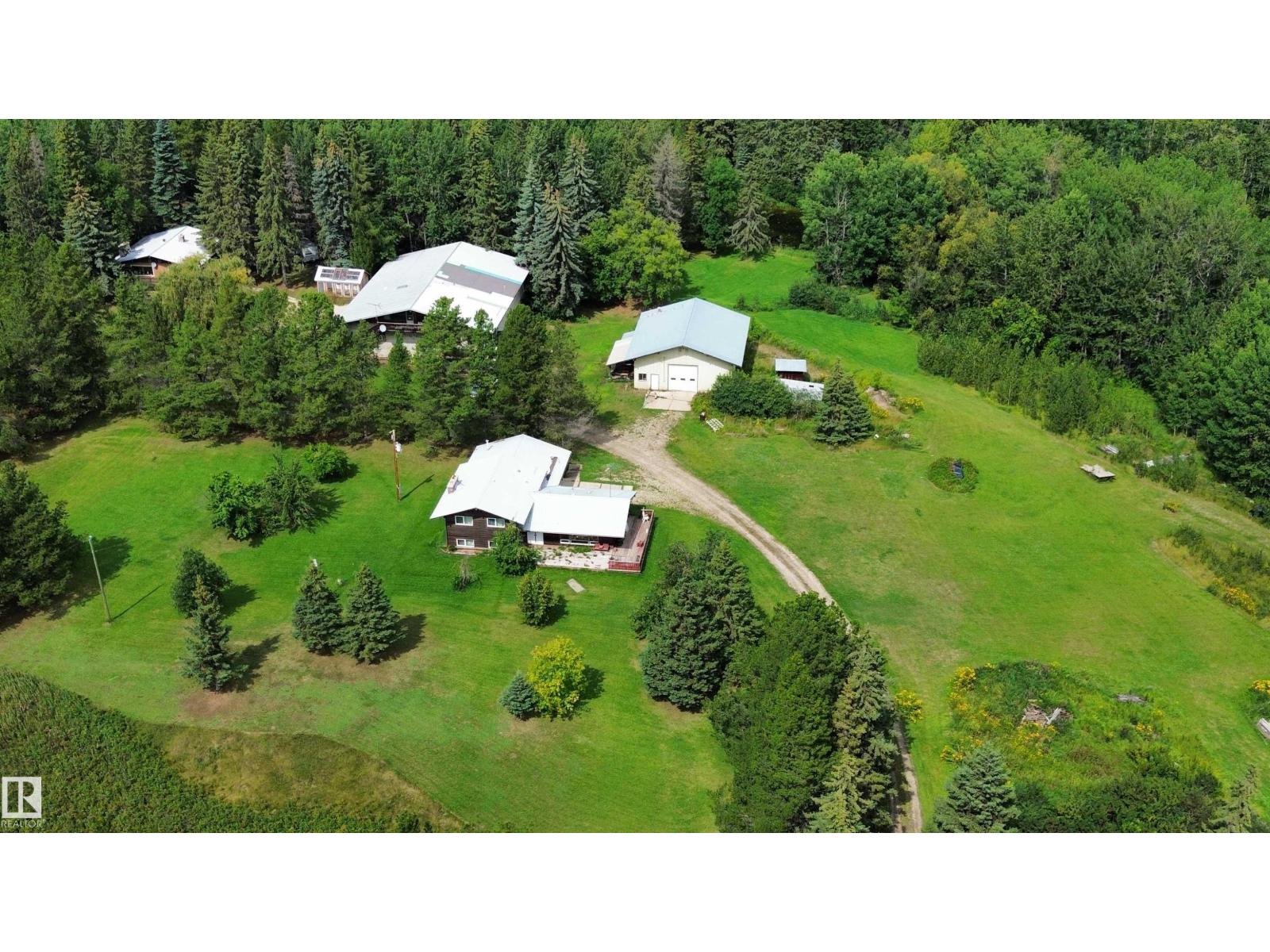 4012 Hghway 16, Wabamun, AB T0E 2K0