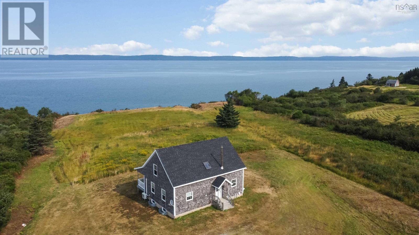 885 Fort Point Rd, Ashmore, NS B0W 3T0
