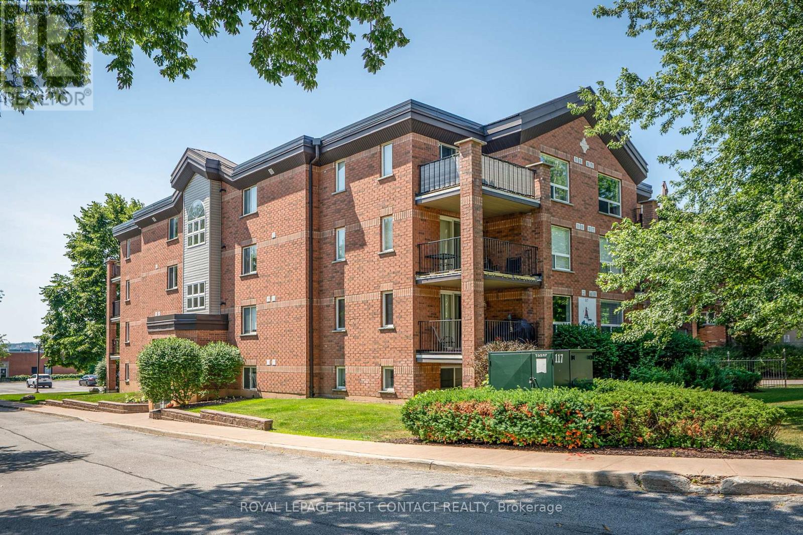 104 117 Edgehill Dr, Barrie, ON L4N 1L9