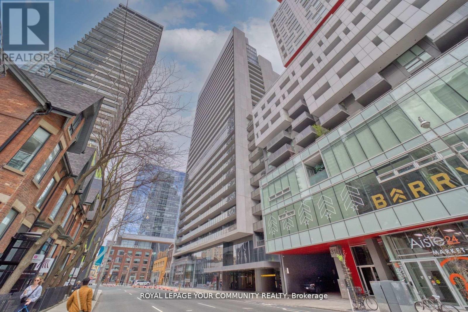 1711 330 Richmond St W, Toronto, ON M5V 1X2