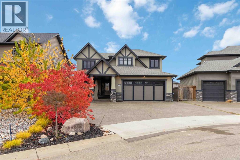 243 Wild Rose St, Fort Mcmurray, AB T9K 0G8