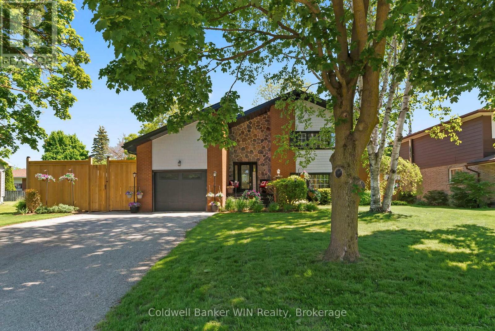 510 Church Cres, Wellington North, ON N0G 2L2