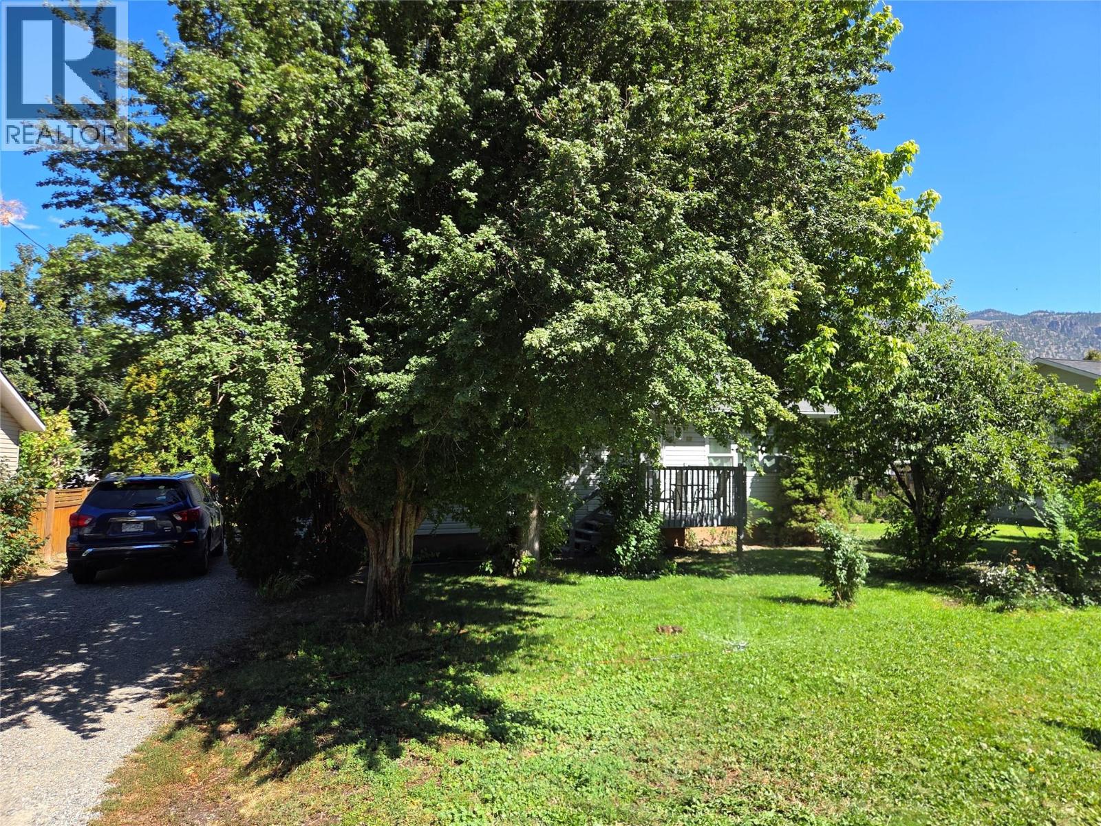 620 12 Avenue, Keremeos, BC V0X 1N3