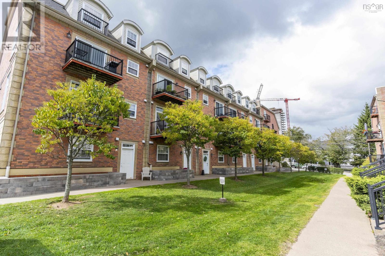 2173 Maitland St, Halifax, NS B3K 2Z8