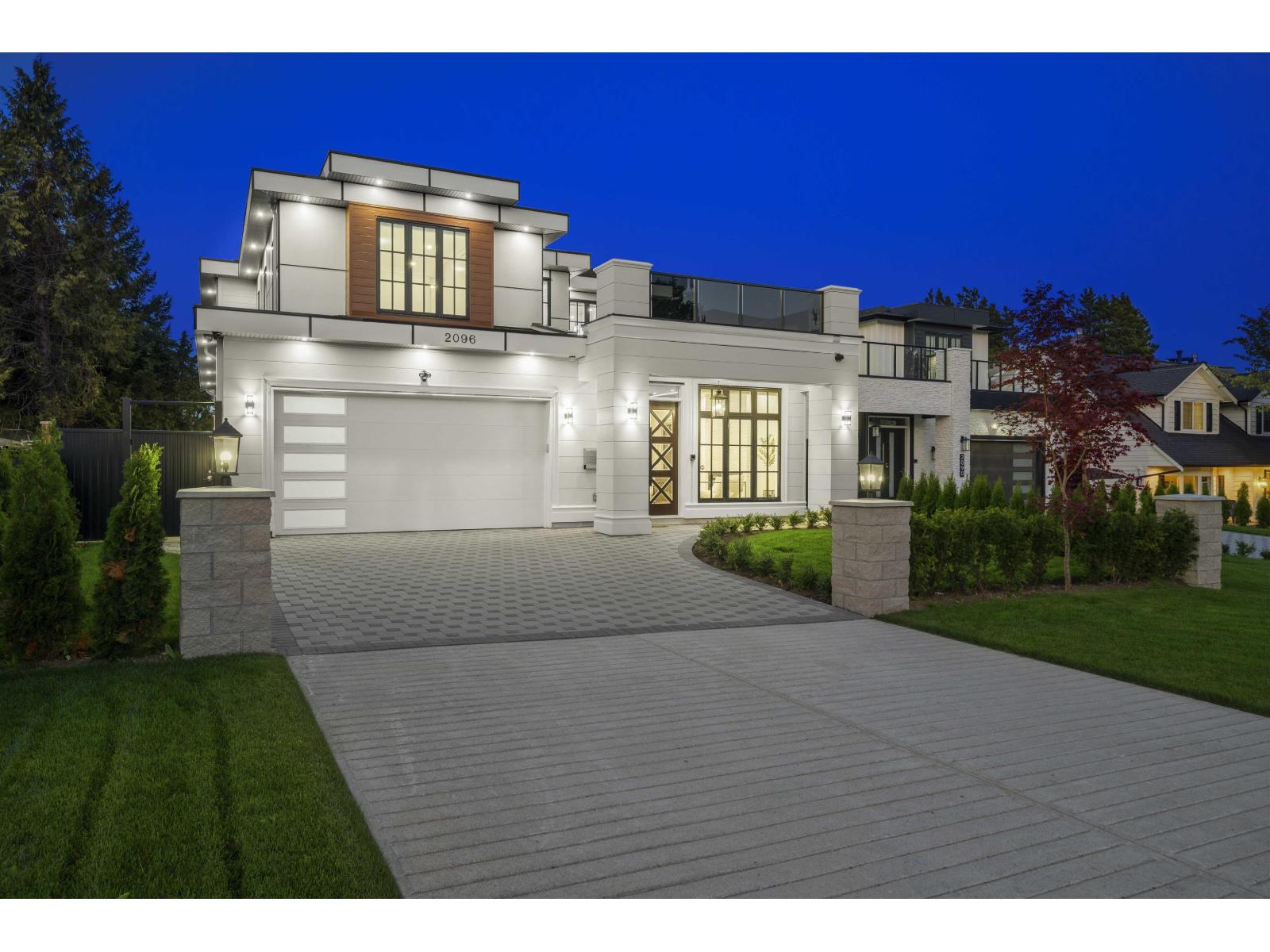 2096 Bowler Dr, Surrey, BC V4A 5A3