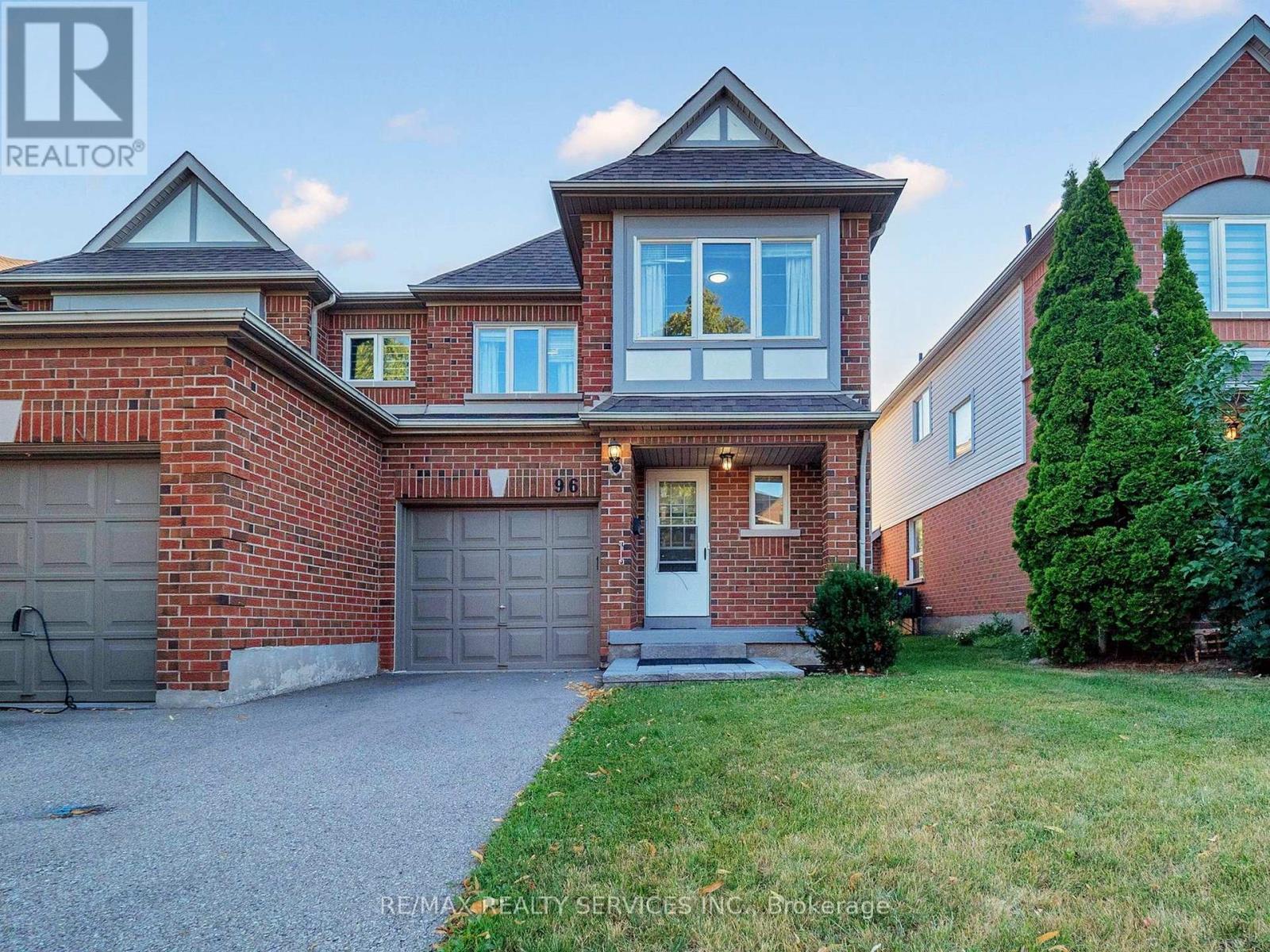 96 5230 Glen Erin Dr, Mississauga, ON L5M 5Z7