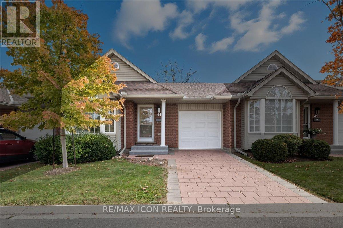 44 360 Erbsville Rd, Waterloo, ON N2T 2W3