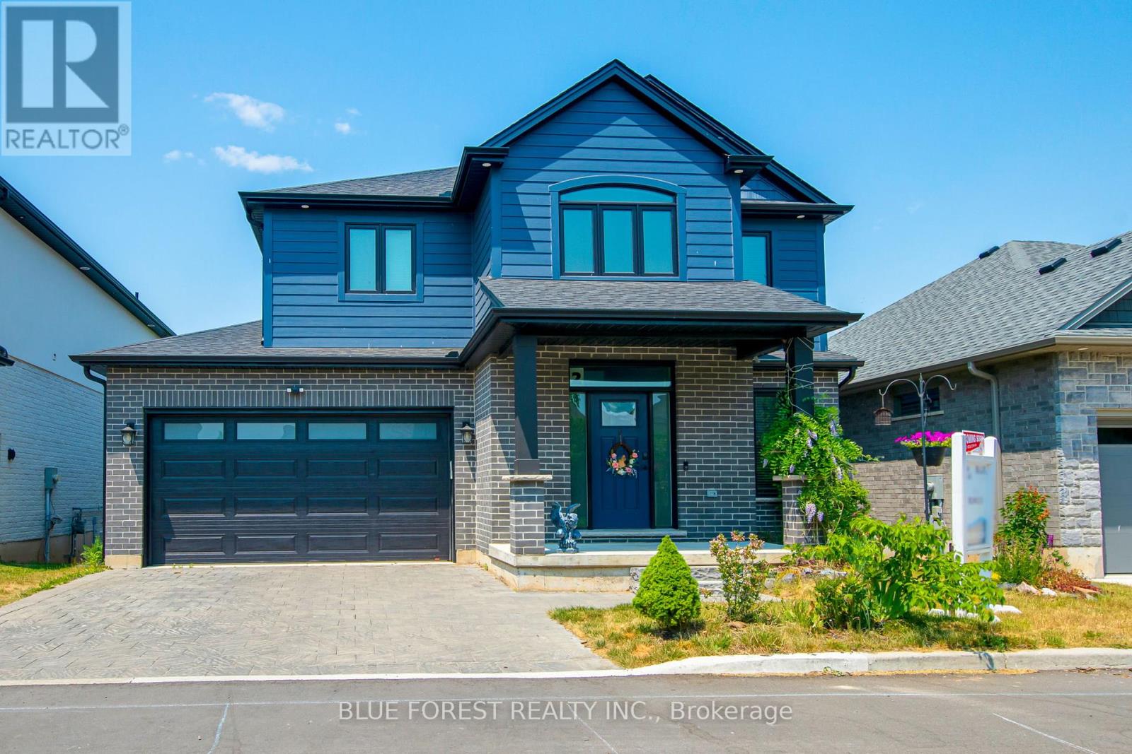 2 2810 Sheffield Pl, London, ON N6M 1G5