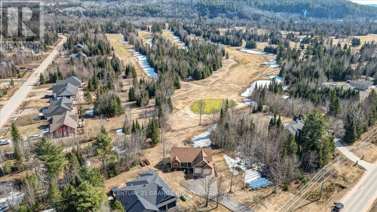 52 Nicklaus Dr, Bancroft, ON K0L 1C0