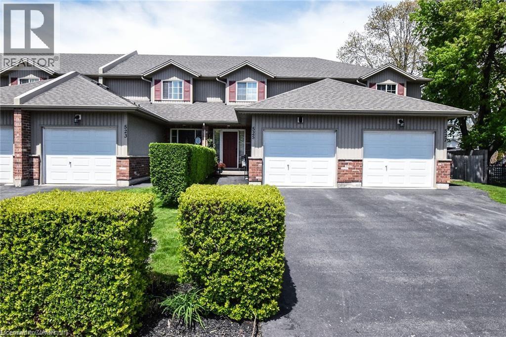 525 Queen St, Dunnville, ON N1A 1J5