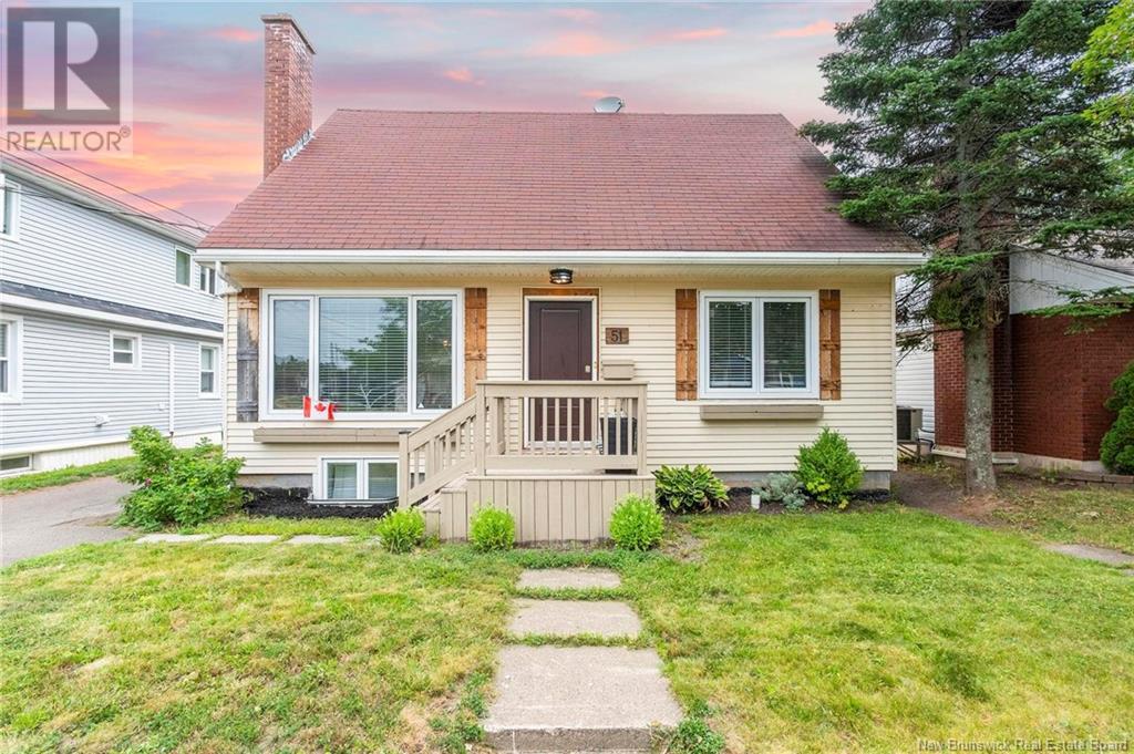 51 Walsh St, Moncton, NB E1C 6W6