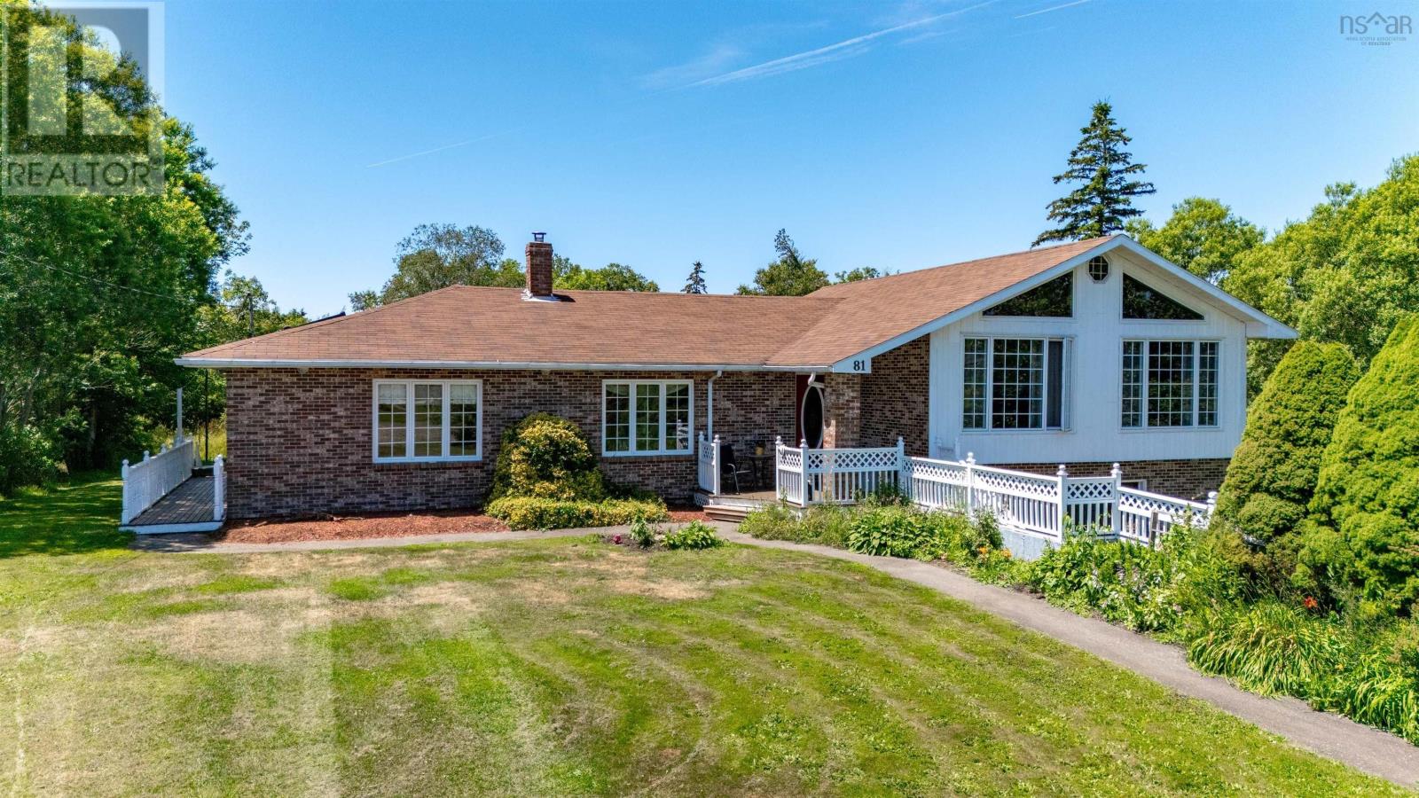 81 Chemin Des Cottreau Rd, Wedgeport, NS B0W 3P0