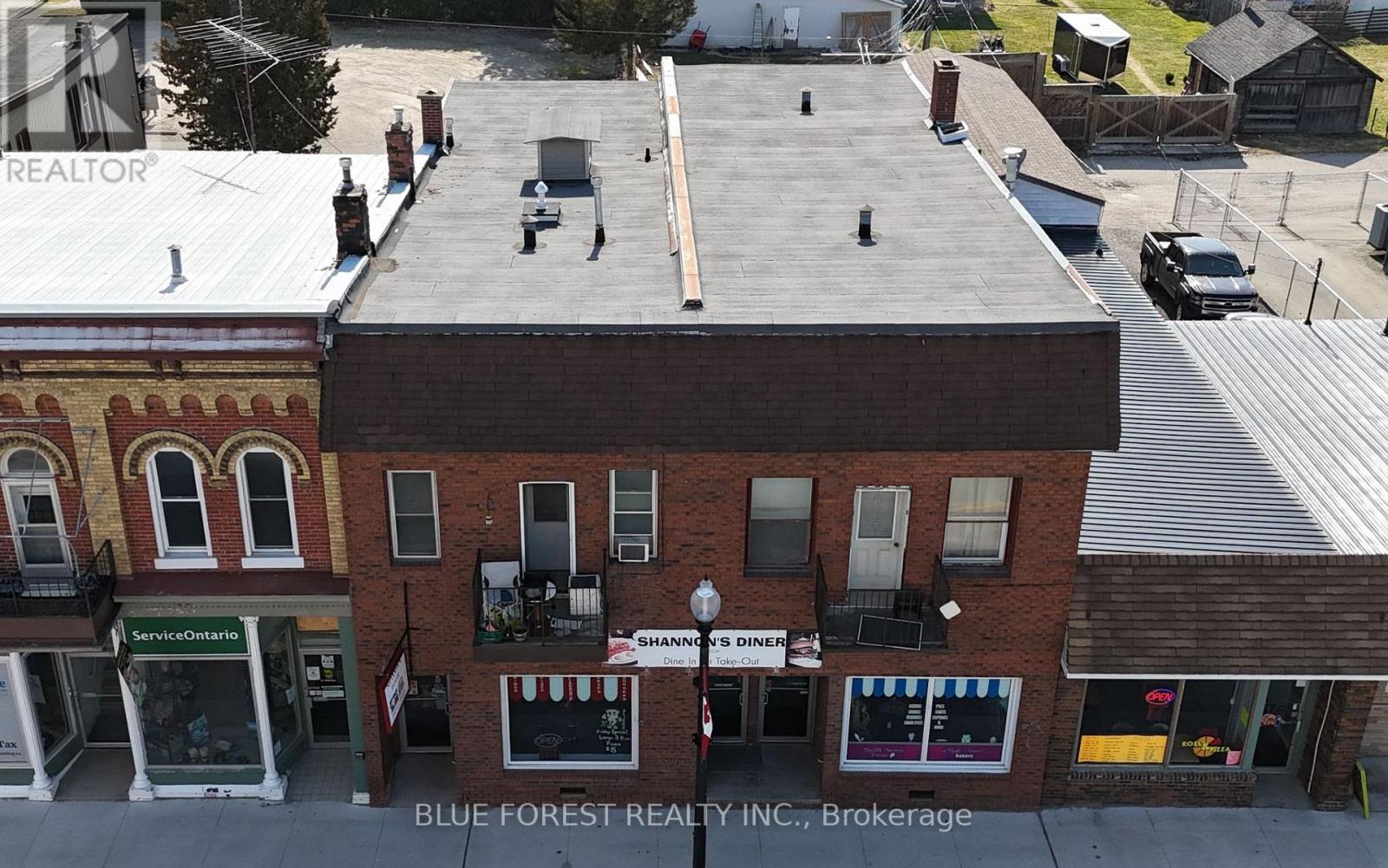 222 Furnival Rd, West Elgin, ON N0L 2C0