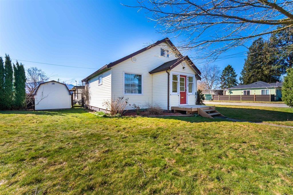 46110 Third Avenuechilliwack Proper E, Chilliwack, BC V2P 1R6